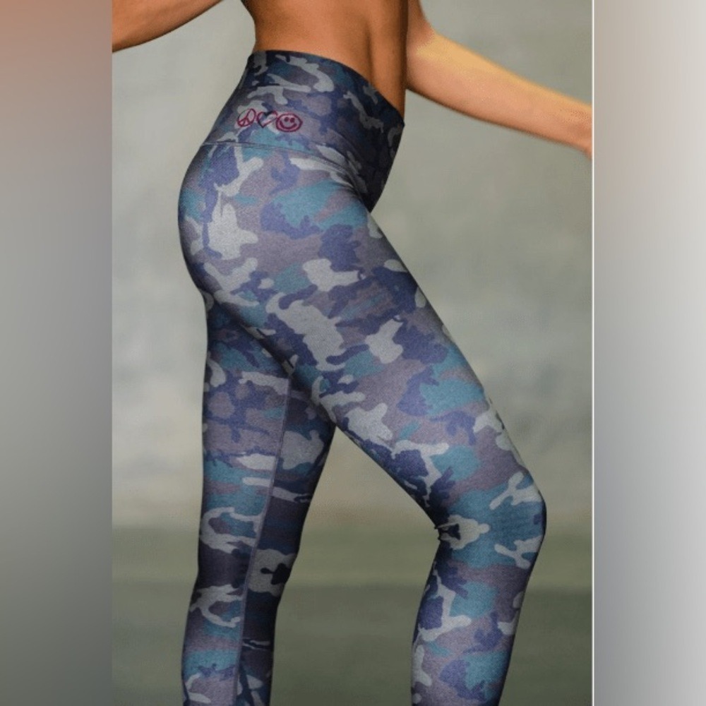 Niyama Sol Camo Leggings Women XS Blue Green High Rise Excellent